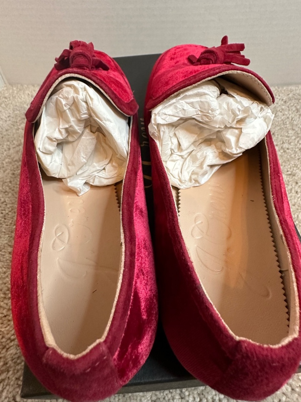 J. Crew Deep Red Velvet Tassel Loafers, size 8.5, New in Box - Picture 5 of 7